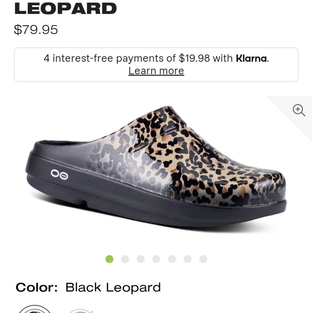 EUC OOFOS clogs